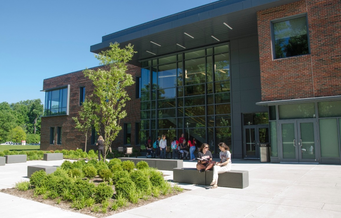 Blue Ash Bearcat Student Food Pantry, UC Blue Ash College - UC Blue Ash  College