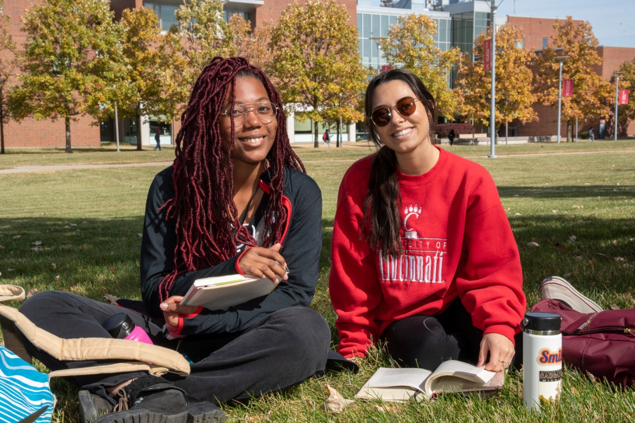 Why Choose UC Blue Ash? UC Blue Ash College University of Cincinnati