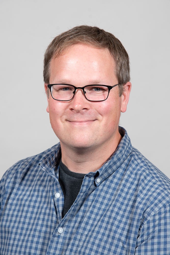 Headshot of Rob Schultz