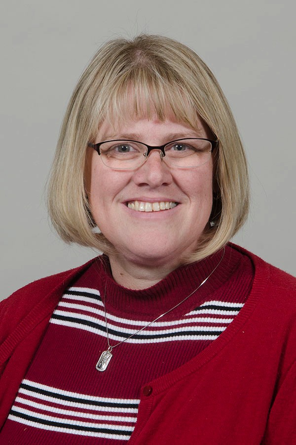 Headshot of Debbie Henize