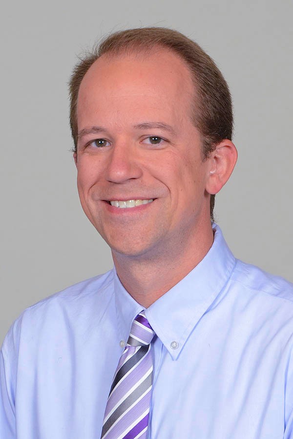 Headshot of Eric Anderson