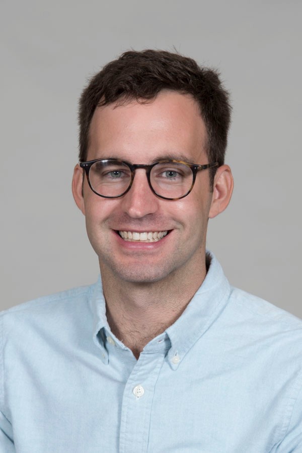 Headshot of Ian Golding, PhD