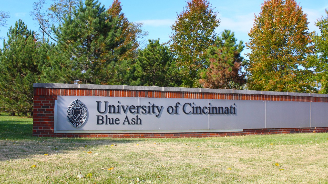 UC Blue Ash campus sign