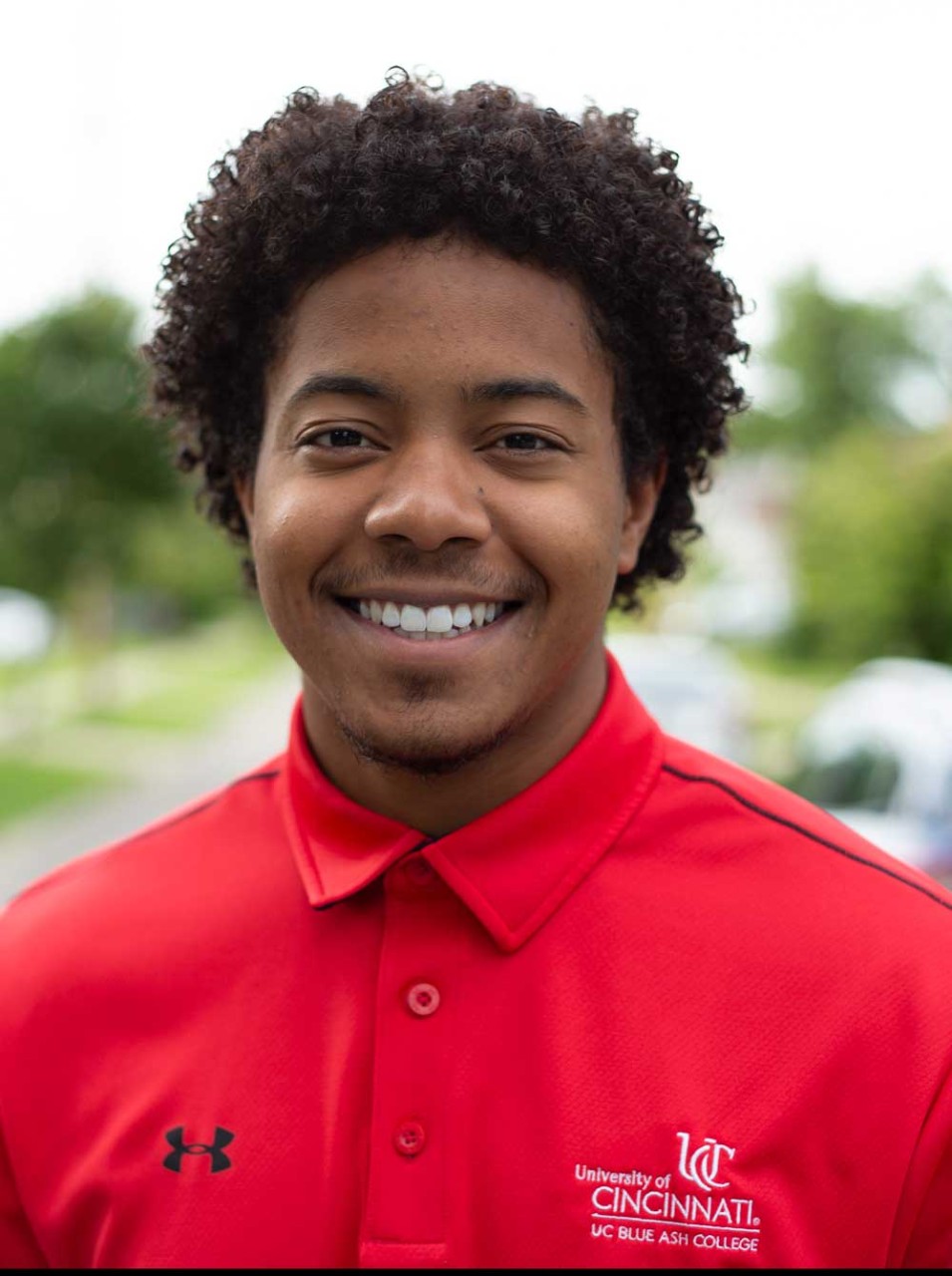 Headshot of Noah Linson-Bell